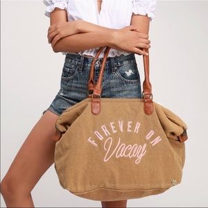 ISO Billabong Weekender bag!